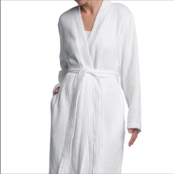 Parachute Other - Parachute White Cloud Cotton Gauze Bathrobe Large